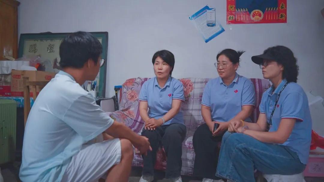 保定福彩走访慰问困难学子